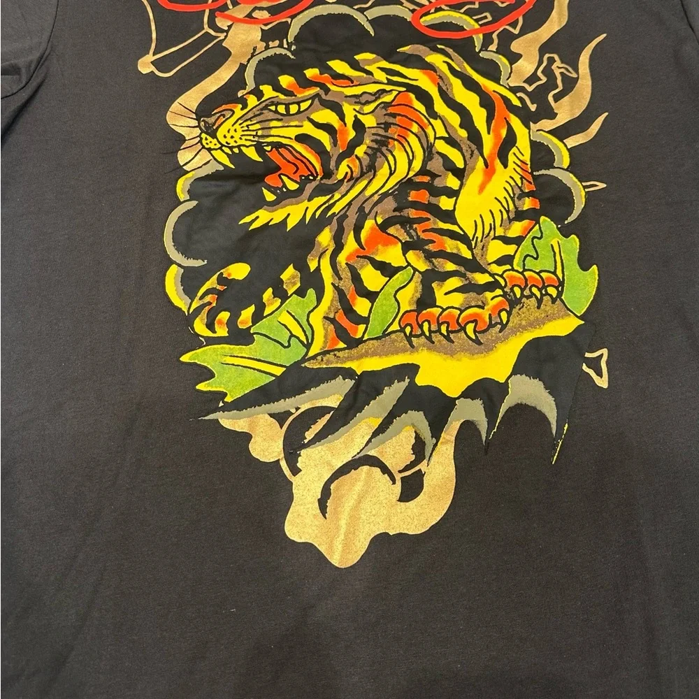 Ed Hardy Men's Short Sleeve T-Shirt Tiger charcoal ‎ Size L NWT
